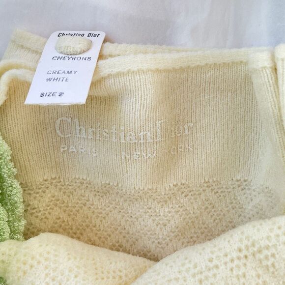 Two Pairs Of Vintage Christian Dior Textured Stockings Dior Sport Chevron New In - Picture 4 of 16